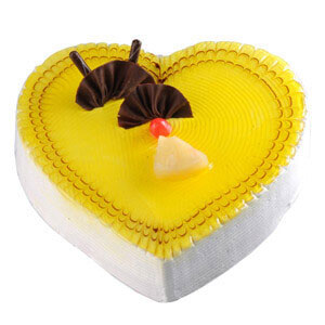 Christmas Pineapple Cake